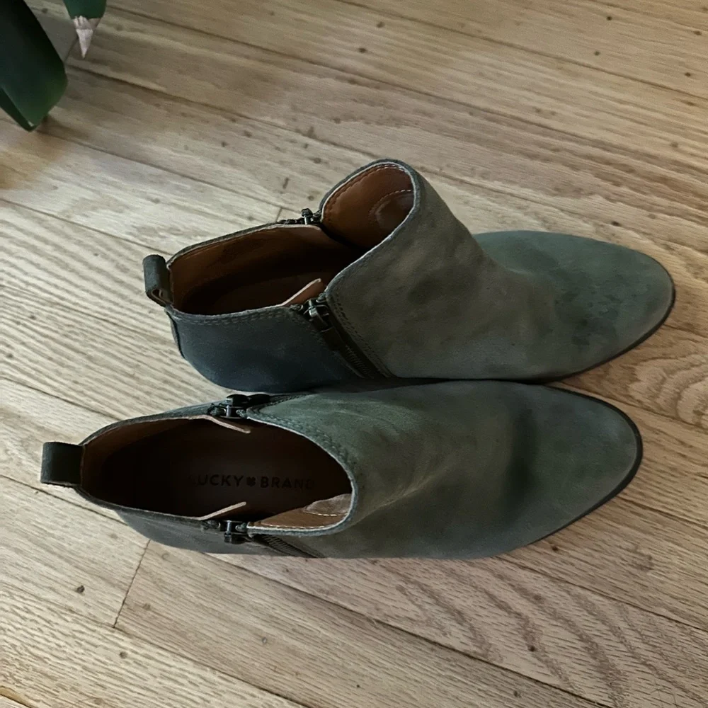 Lucky Brand Green Ankle Booties with Side Zipper - Picture 2 of 4